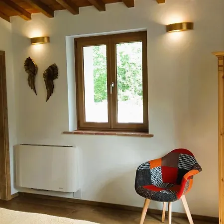 Emma-toscanaparadiso Villa Pomaia